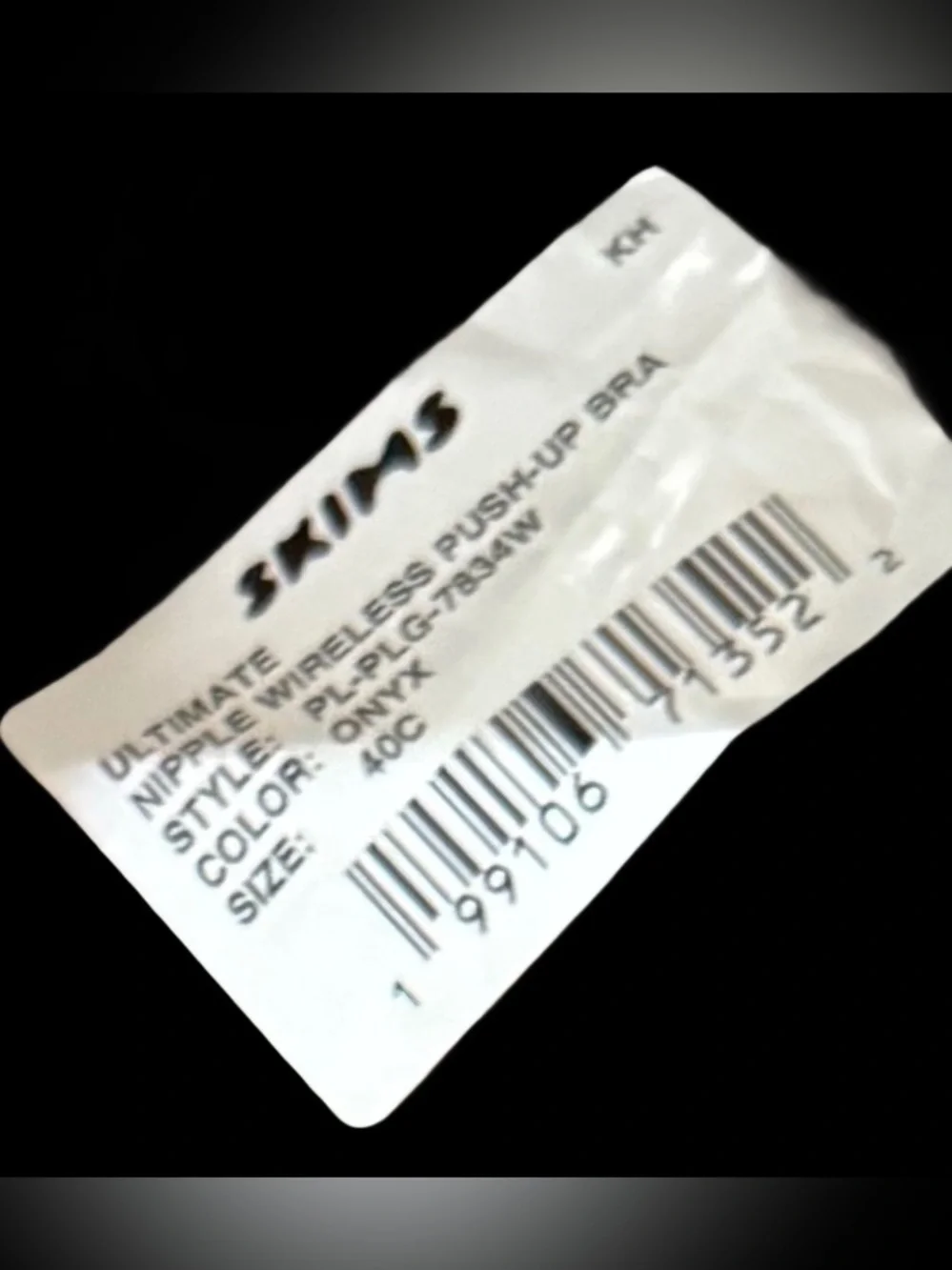 SKIMS Ultimate Nipple Wireless Push Up Bra - Onyx Size 40C - Picture 7 of 10